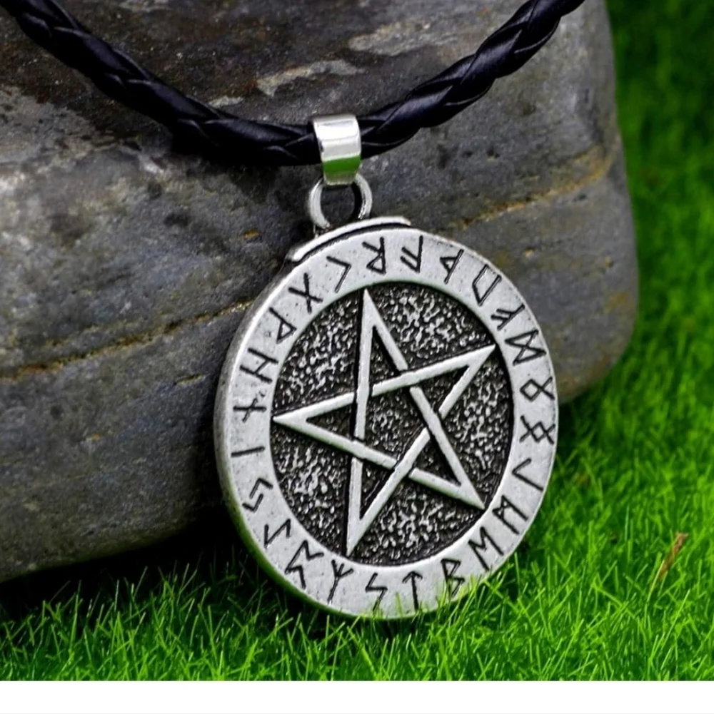 Silver Pentagram Pendant Necklace